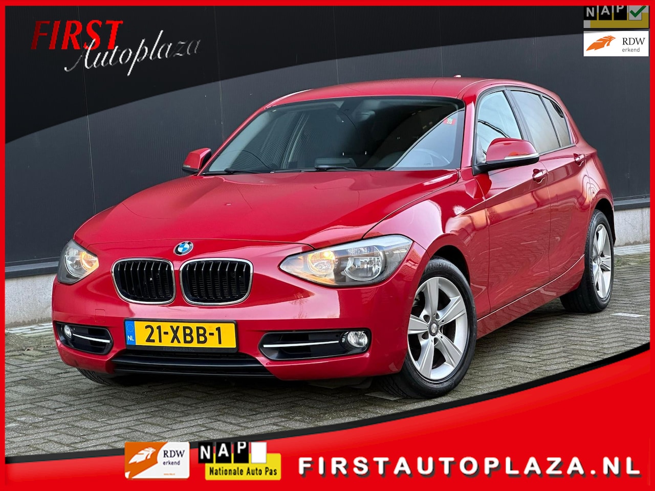 BMW 1-serie - 118i Business AUTOMAAT NAVI/CRUISE/PDC | NETTE AUTO ! - AutoWereld.nl