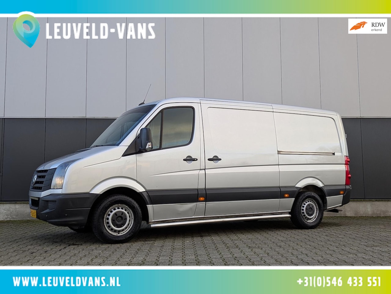 Volkswagen Crafter - 2.0 TDI 163PK L2H1 3500KG TREKHAAK CLIMATE CRUISE - AutoWereld.nl