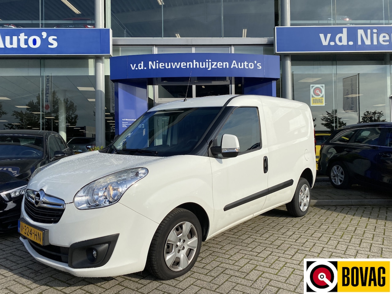 Opel Combo - 1.3 CDTi L1H1 ecoFLEX Sport Info Sven 0492588974 - AutoWereld.nl