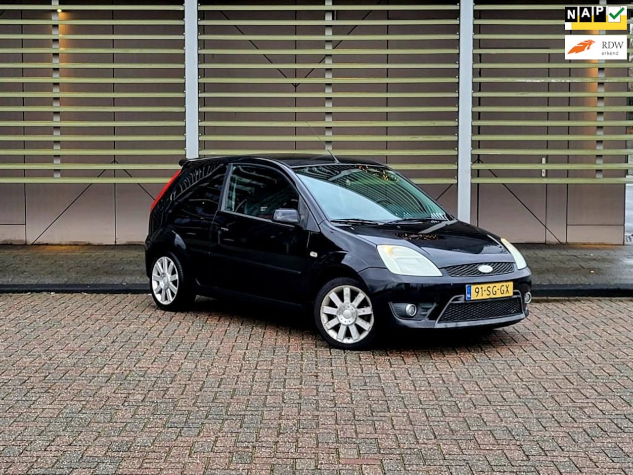 Ford Fiesta - 2.0-16V ST / Airco / Nieuwe Apk / Dealer onderhouden - AutoWereld.nl