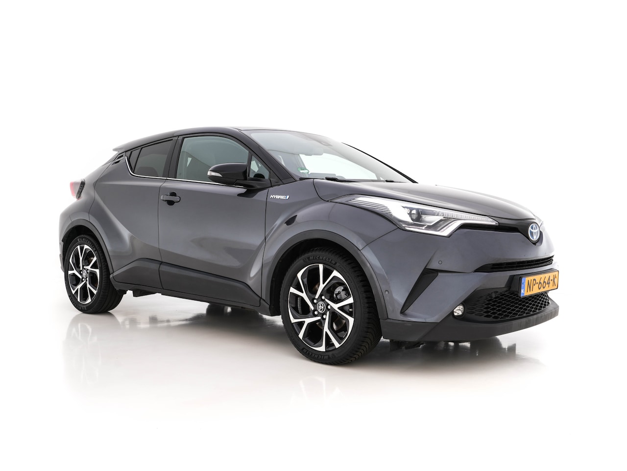 Toyota C-HR - 1.8 Hybrid Bi-Tone Plus 1.8 Hybrid Bi-Tone Plus - AutoWereld.nl