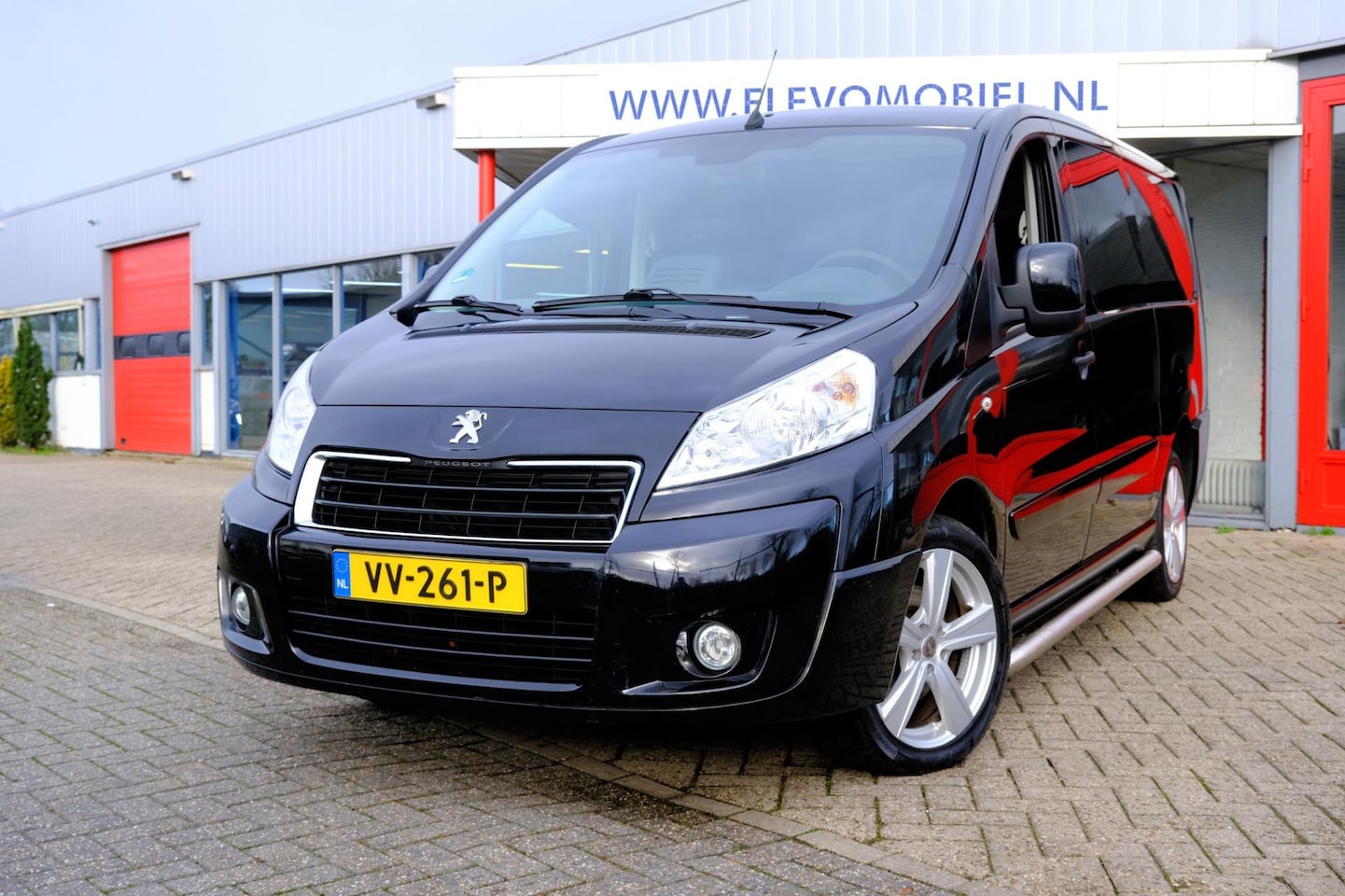 Peugeot Expert - 229 2.0 HDI L2H1 DC Navteq 2 5-pers Navi|Airco|LMV - AutoWereld.nl