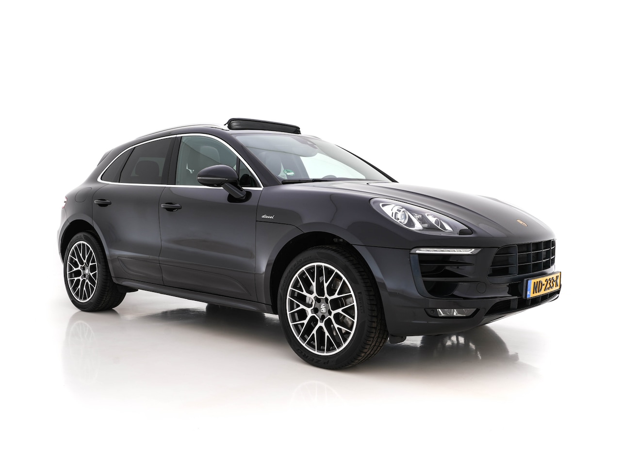 Porsche Macan - 3.0 D S Aut. *PANO | SPORT-CHRONO-PACK | FULL-LEATHER | XENON | AIR-SUSPENSION | MEMORY-PA - AutoWereld.nl