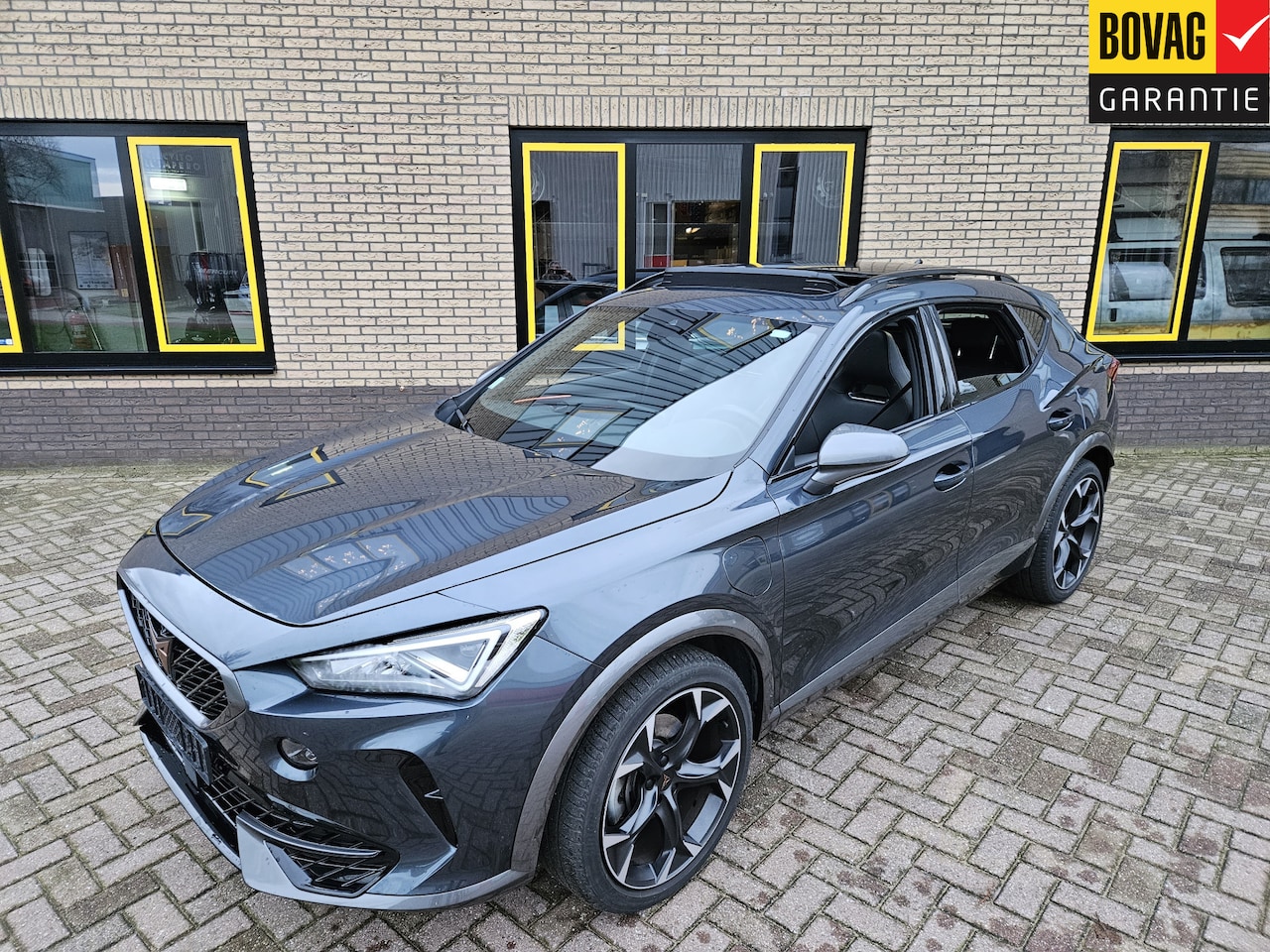 CUPRA Formentor - 1.4 e-Hybrid V Business Automaat 204 pk Panoramadak - AutoWereld.nl