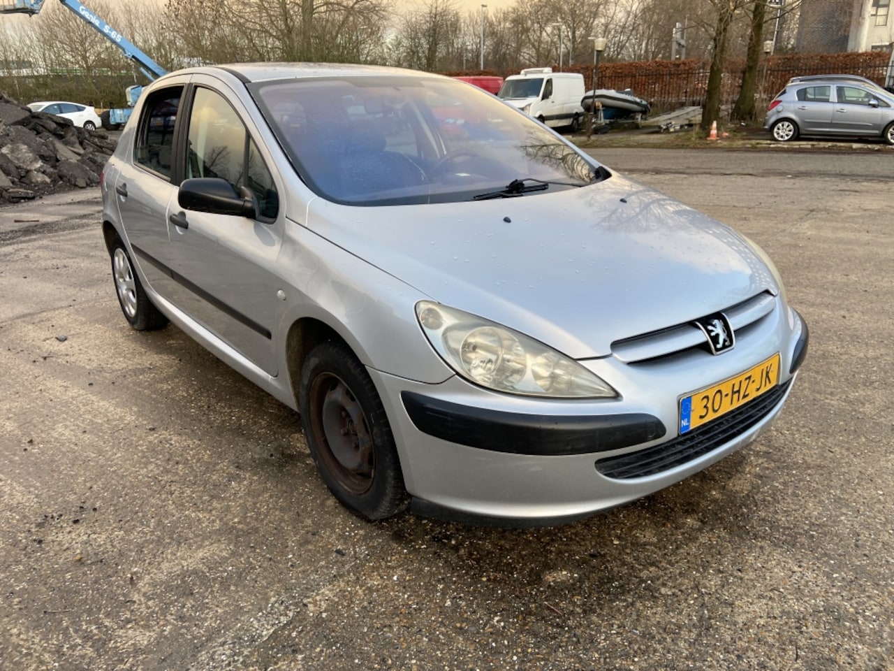 Peugeot 307 - 1.6-16V XR 1.6-16V XR - AutoWereld.nl