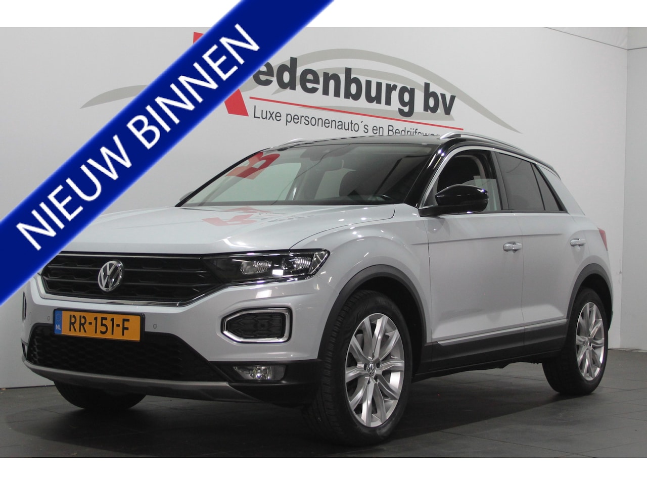 Volkswagen T-Roc - 1.0 TSI Style - Navi / Carplay / Lane assist / PDC - AutoWereld.nl