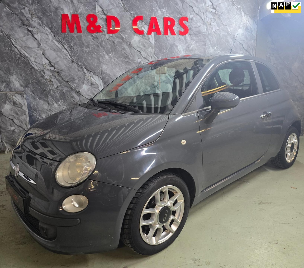 Fiat 500 - 0.9 TwinAir Lounge NARDO GREY LEER NAVI - AutoWereld.nl