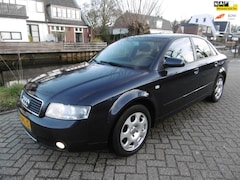 Audi A4 Limousine - 2.0i 131pk Clima Cruise Youngtimer INRUILKOOPJE