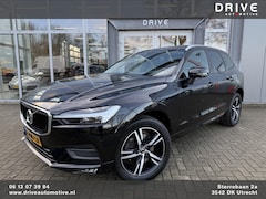 Volvo XC60 - 2.0 B5 Momentum Exclusive |Pano|Carplay|Leer|HUD|El.Trekhaak|19"R-Design|Harman/Kardon|