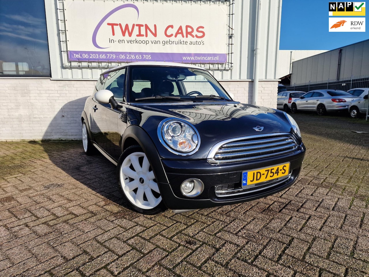 MINI Cooper - Mini 1.6 Airco Xenon - AutoWereld.nl