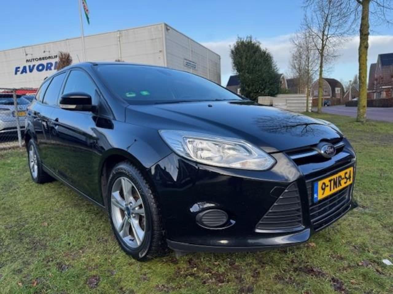 Ford Focus Wagon - 1.0 ECOBOOST EDITION/TECHNOLOGIE/NAVI/LMV/AIRCO/APK - AutoWereld.nl