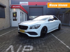 Mercedes-Benz CLA-Klasse - CLA 200 automaat - panoramadak - leder - navigatie - nieuwstaat