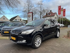 Ford Kuga - 1.5 TITANIUM 150PK / TREKHAAK / NAVI / CRUISE CTR. / PDC