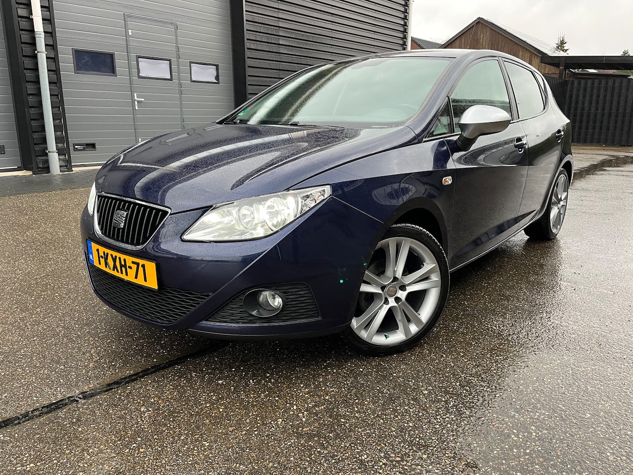 Seat Ibiza - 1.2 TSI Sport Seat Ibiza 1.2 TSI DSG Carplay, Camera, PDC, Standkachel... - AutoWereld.nl