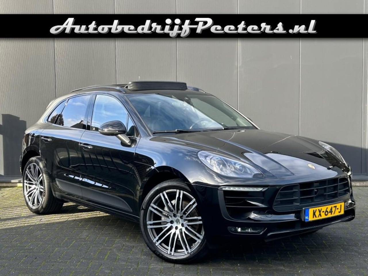 Porsche Macan - 3.0 S 340pk P-dak Burmester ACC Sportuitlaat Camera Carbon - AutoWereld.nl