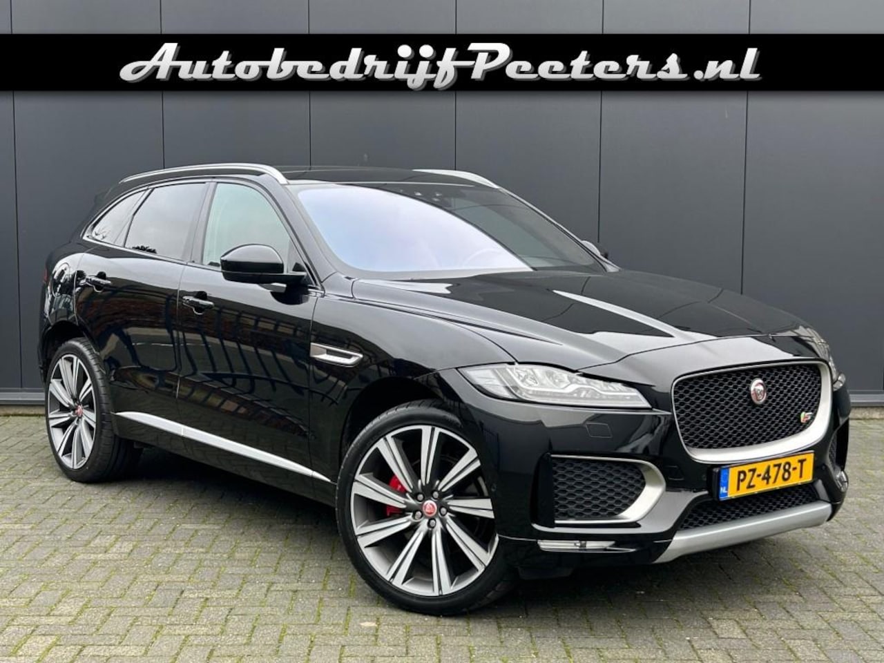 Jaguar F-Pace - 3.0 S AWD 381pk P-dak Leder LED Navi Meridian Carplay E.trekhaak - AutoWereld.nl