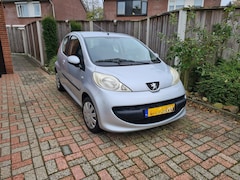 Peugeot 107 - 1.0-12V XS APK tot 27 januari 2026. .