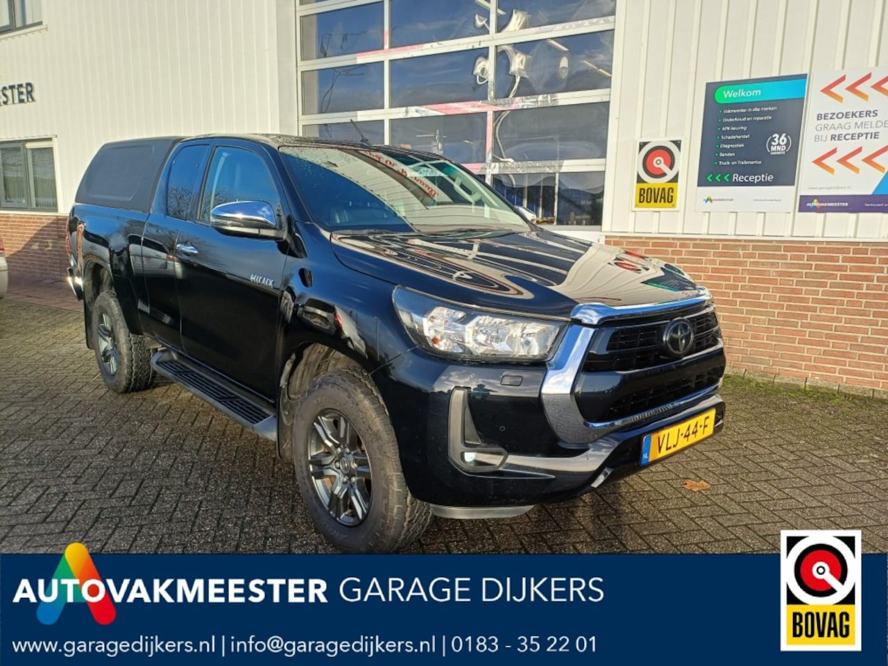 Toyota HiLux - 2,4 D-4D Xtra Cab Proffesional 4Wd Automaat Navi Clima 3500 trek - AutoWereld.nl