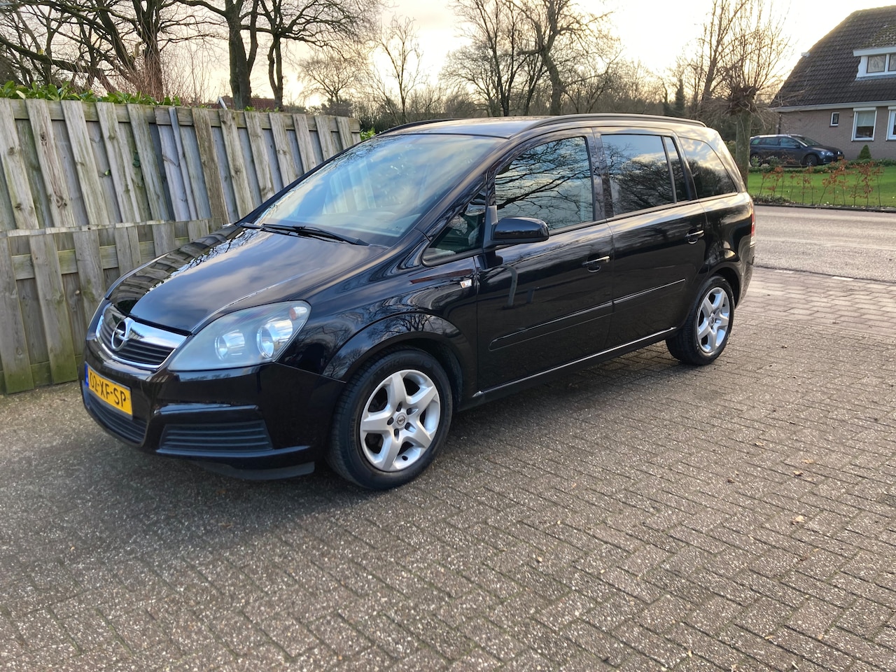 Opel Zafira - 1.8 Business - AutoWereld.nl