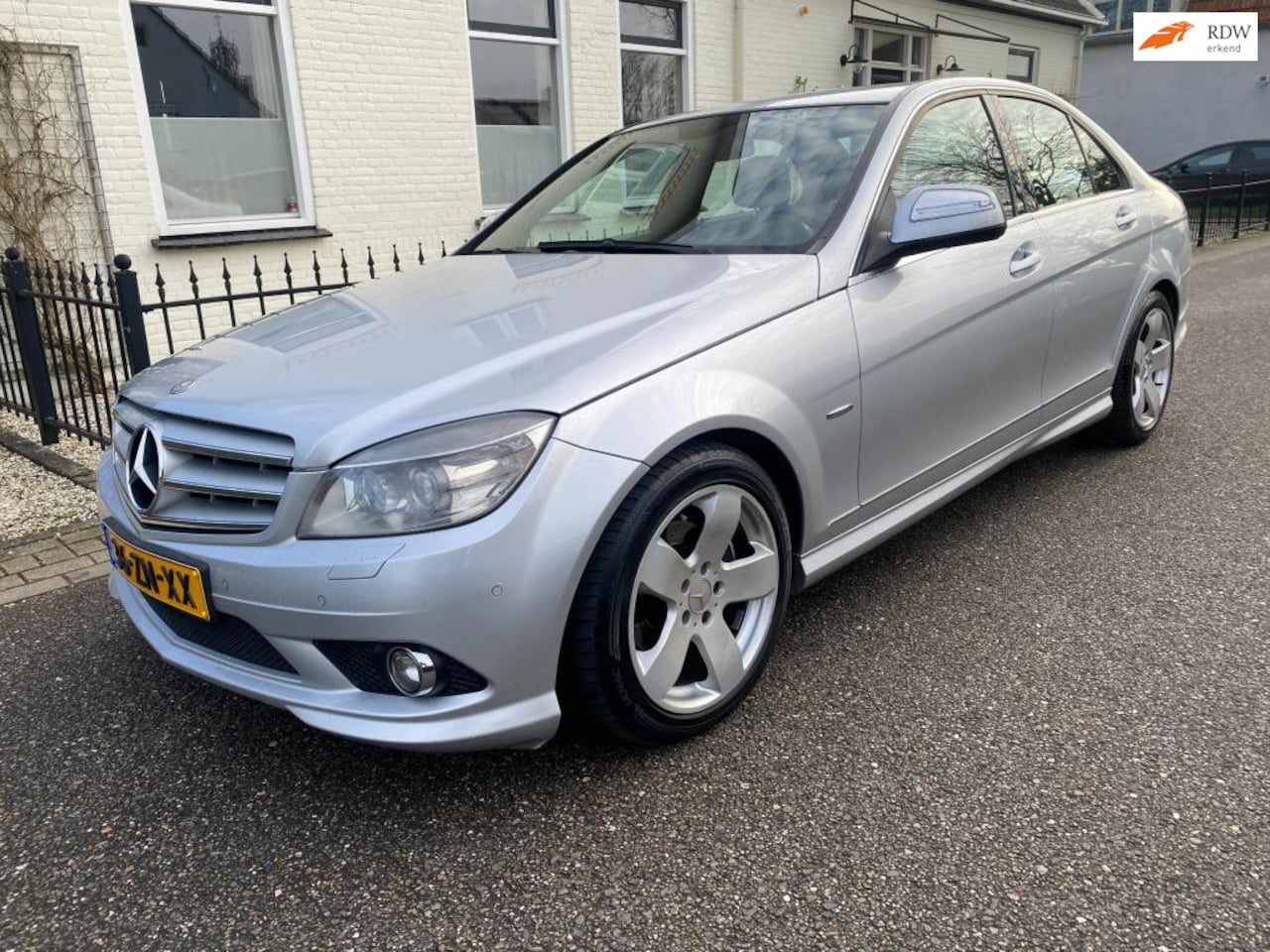 Mercedes-Benz C-klasse - 220 CDI Avantgarde Automaat,AMG Pakket,Stoelverwarming. - AutoWereld.nl