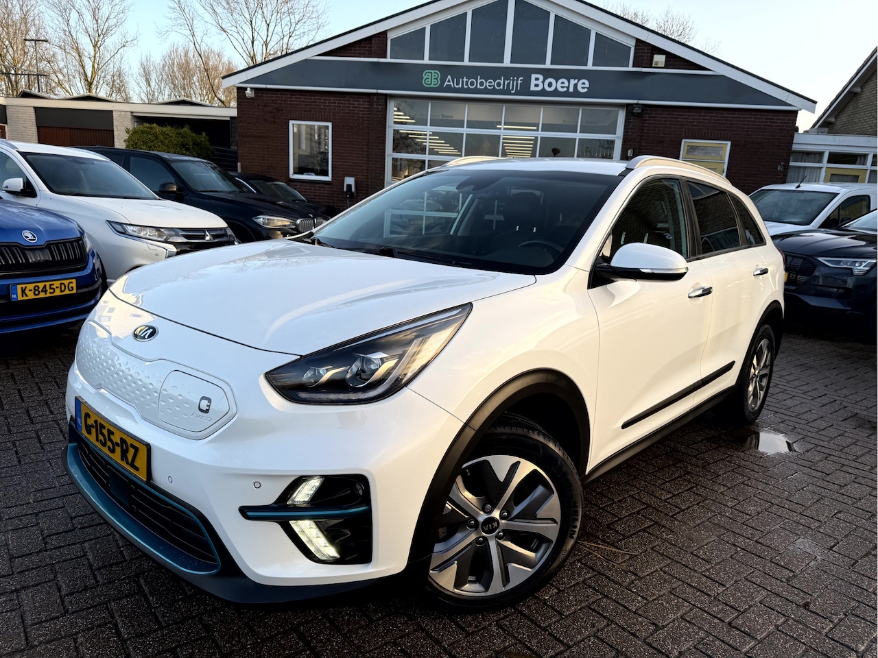 Kia e-Niro - ExecutiveLine 64 kWh Leer, Camera, Stoel/Stuur Verwarming - AutoWereld.nl