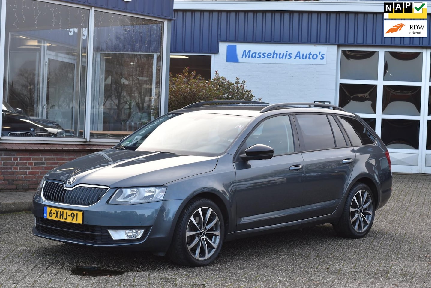 Skoda Octavia Combi - 1.4 TSI Greent. Amb. Businessl. DSG Trekhaak Navi Cruise Clima Nwe APK - AutoWereld.nl