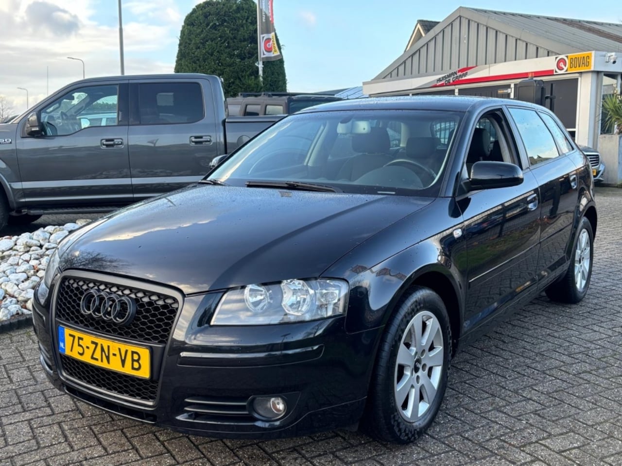 Audi A3 Sportback - 1.4 TFSI 5-Deurs 2008 Zwart Youngtimer Trekhaak - AutoWereld.nl