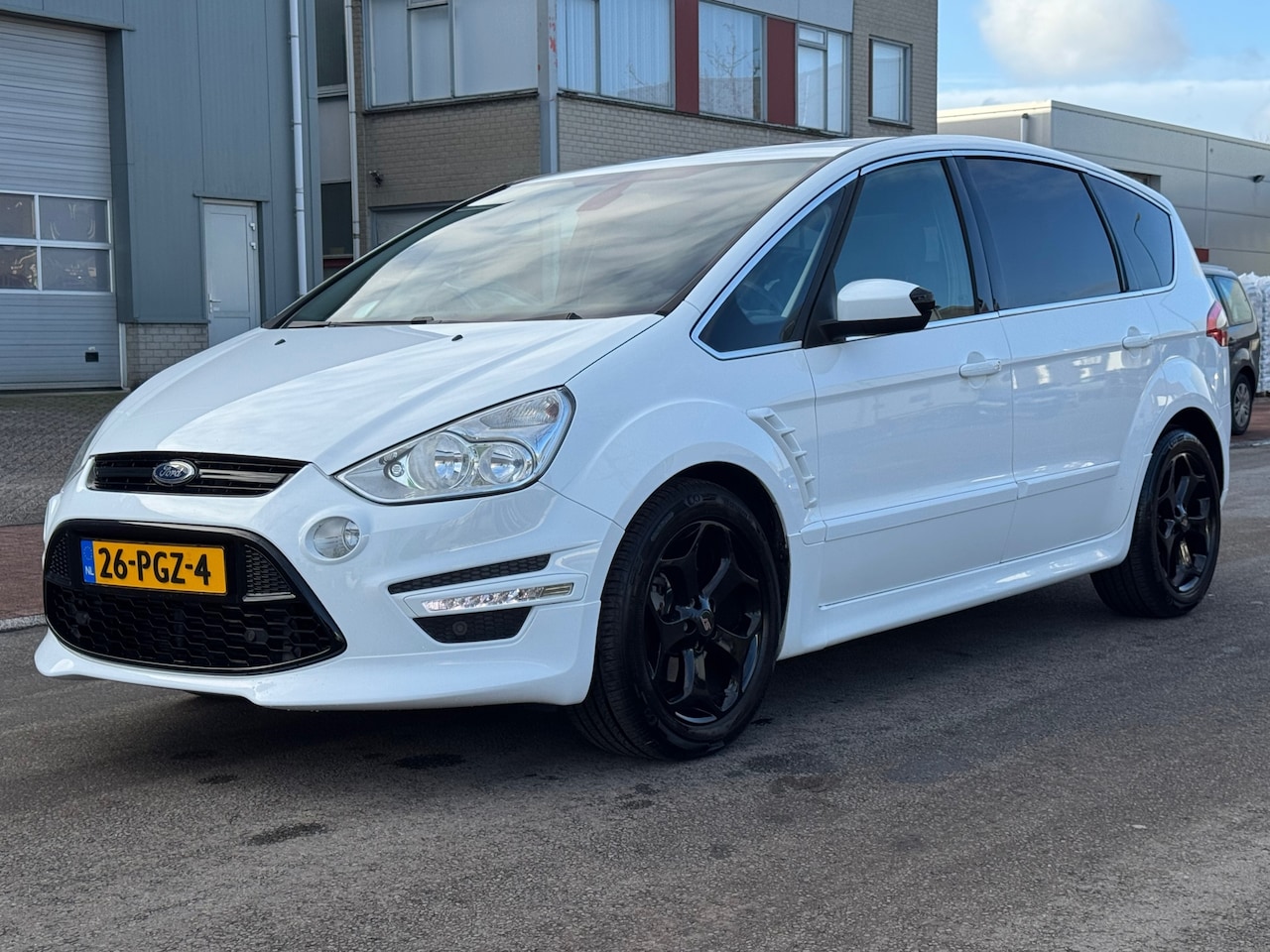 Ford S-Max - 1.6 160 PK Titanium ST-LINE PANO/LEDER/CRUISE/NAVI - AutoWereld.nl