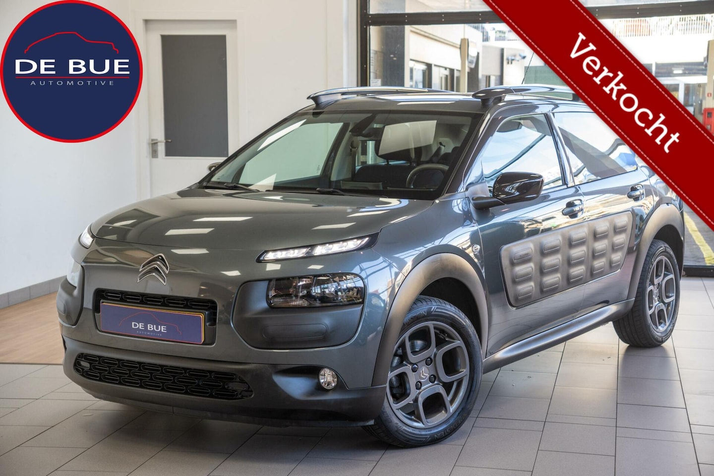 Citroën C4 Cactus - 1.2 PureTech Business Plus 1ste Eig Camera LED Trekhaak Stoel verwarming Dealer Onderhoude - AutoWereld.nl