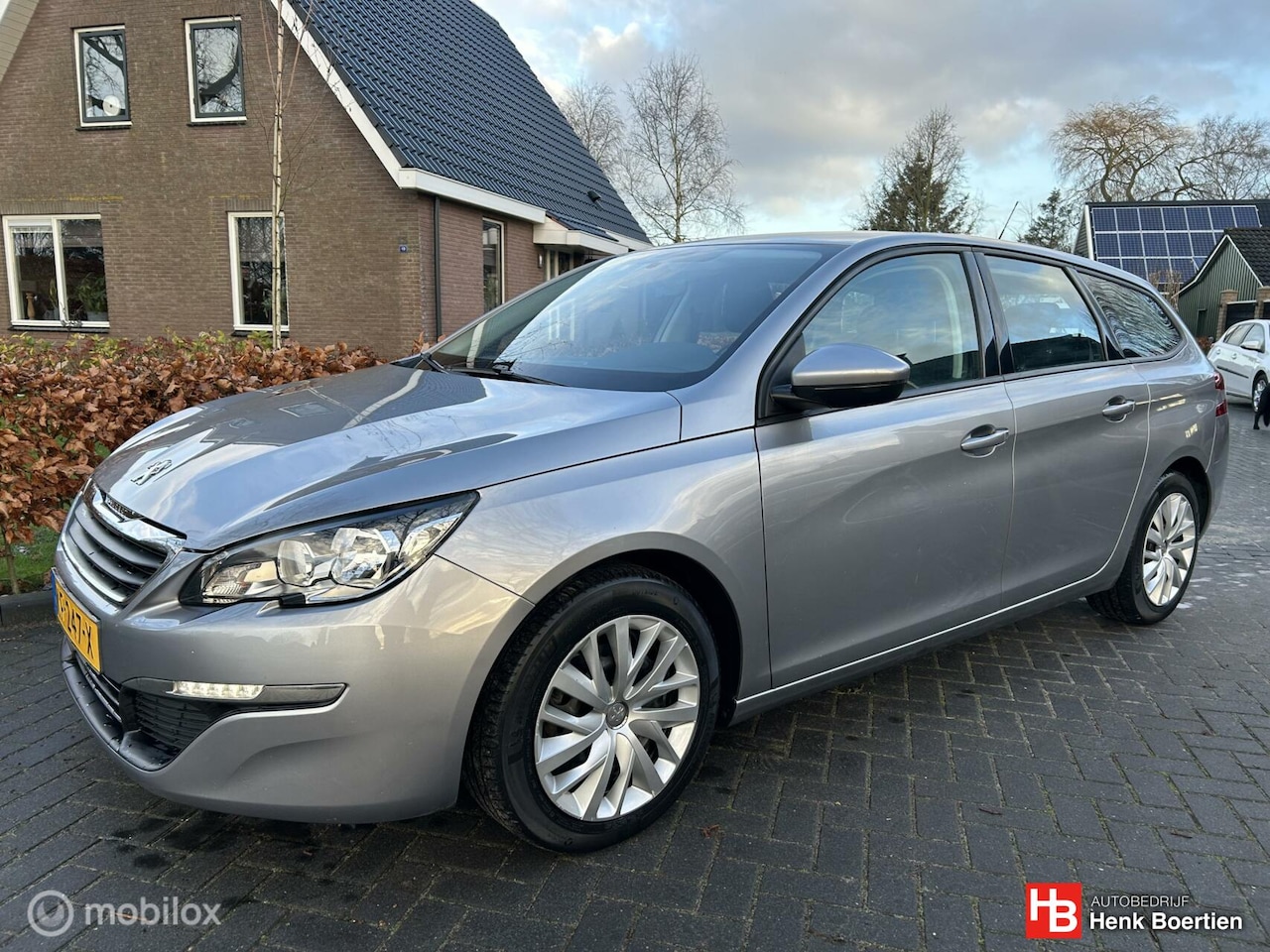 Peugeot 308 SW - 1.2 PureTech Blue Lease 1.2 PureTech Blue Lease - AutoWereld.nl