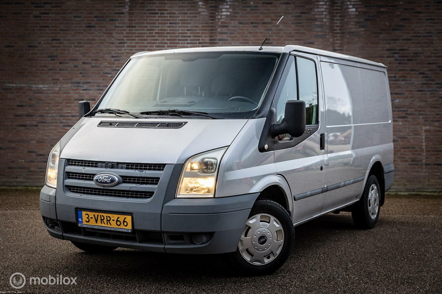 Ford Transit - 260S 2.2 TDCI Economy Edition | Airco | Euro 5! - AutoWereld.nl