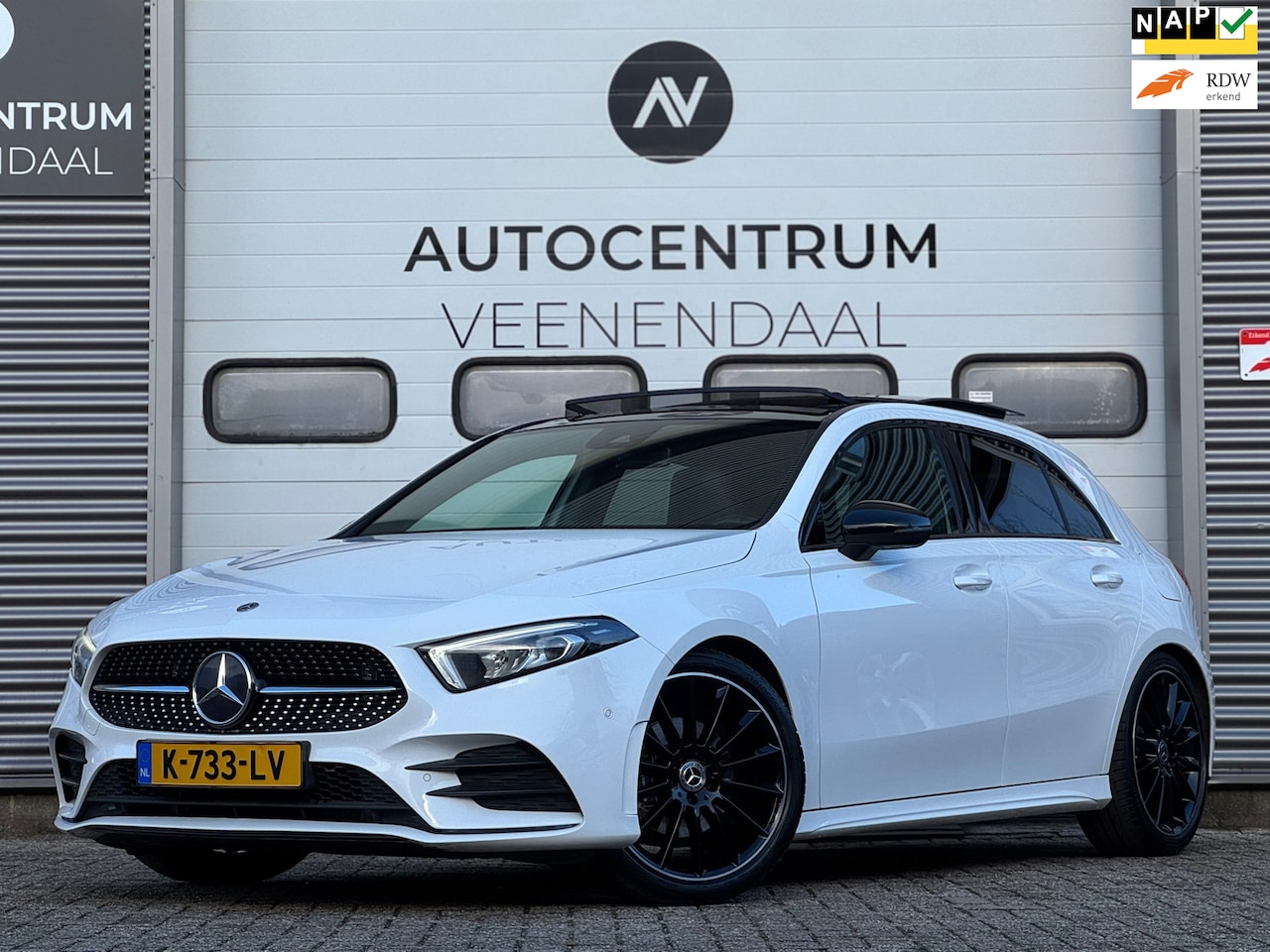 Mercedes-Benz A-klasse - A200 3X AMG-LINE PANO/SFEER/NIGHT/CARPLAY/WIDESCREEN - AutoWereld.nl