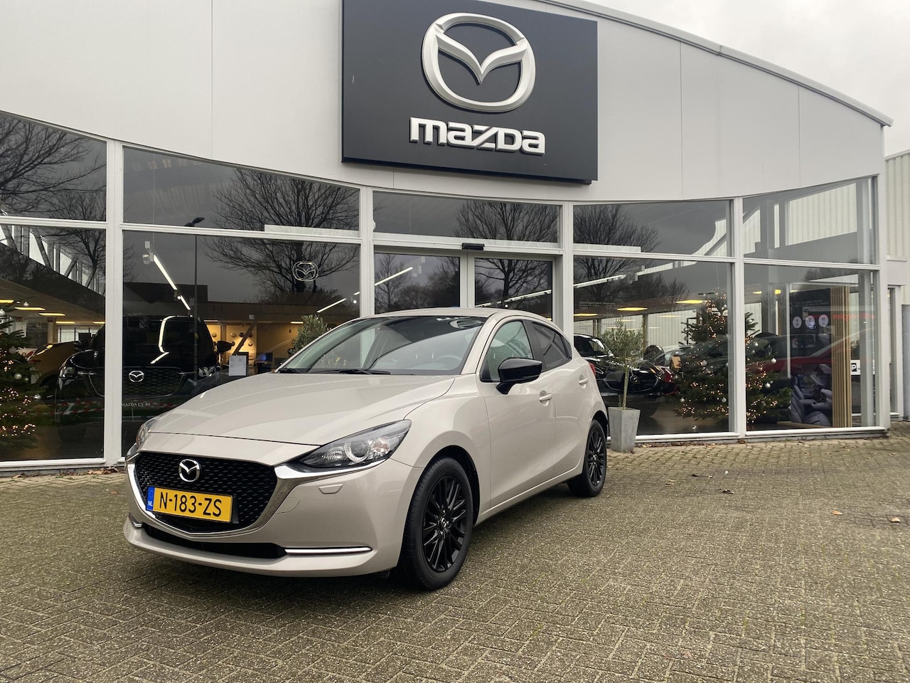 Mazda 2 - 1.5 Skyactiv-G Sportive l 1e Eigenaar l Navigatie l Dealer onderhouden - AutoWereld.nl