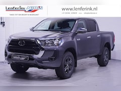 Toyota HiLux - 2.4 D4-D 150 pk 4x4 Automaat Grijs Kenteken 2p Apple Carplay, Camera achter, 17" LMV, Lane