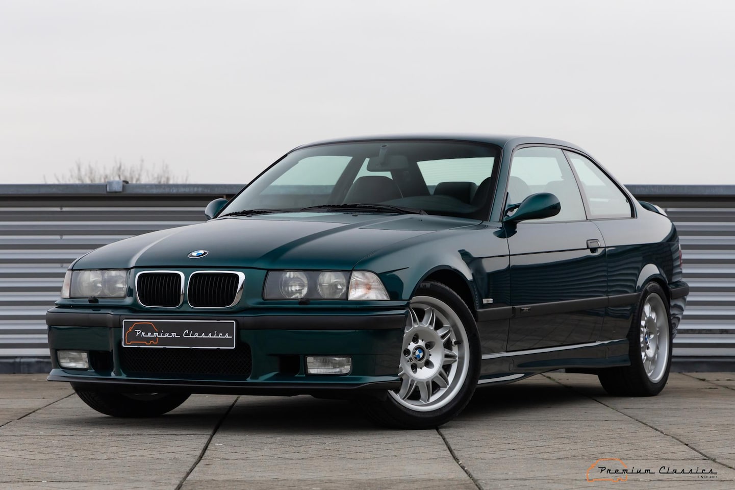 BMW 3-serie Coupé - M3 3.2 6-Speed E36 | 86.000KM | 1st Swiss Owner | Collectable | No Sunroof | HiFi | Heated - AutoWereld.nl