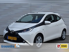 Toyota Aygo - 1.0 VVT-I X-PLAY / NL AUTO / P.CAMERA / /ANDROID AUTO