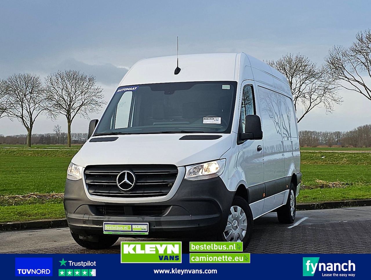 Mercedes-Benz Sprinter - 317 L2H2 Mbux RWD Autom! - AutoWereld.nl