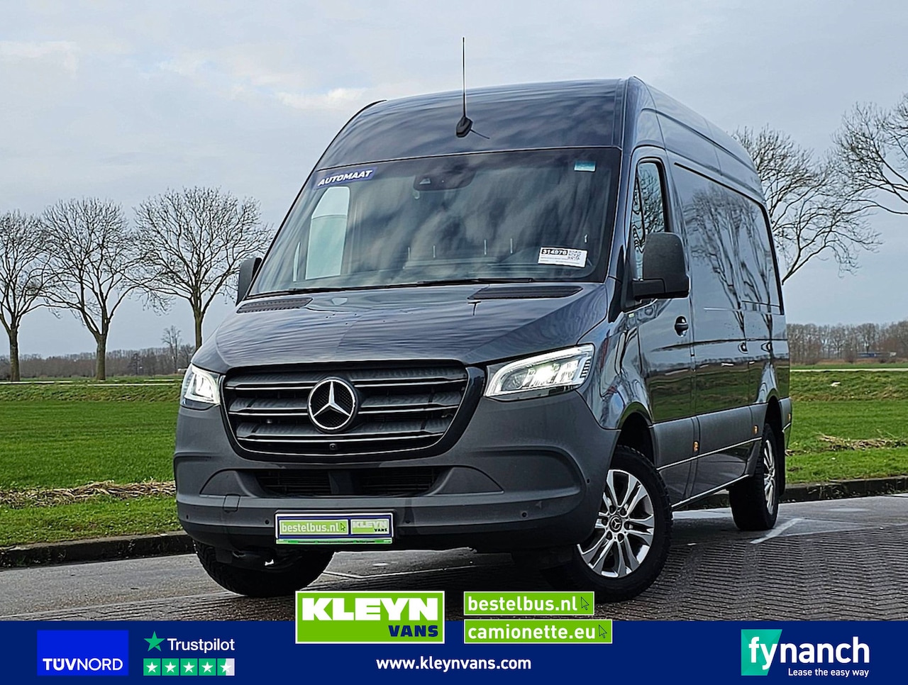 Mercedes-Benz Sprinter - 319 L2H2 V6 Mbux10 3.0Lt - AutoWereld.nl