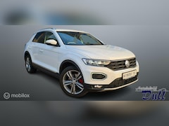 Volkswagen T-Roc - 1.5 TSI Sport 76979KM Navigatie NWST