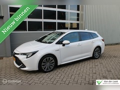 Toyota Corolla Touring Sports - 1.8 Hybrid Business Plus Trekhaak Parkeersensoren