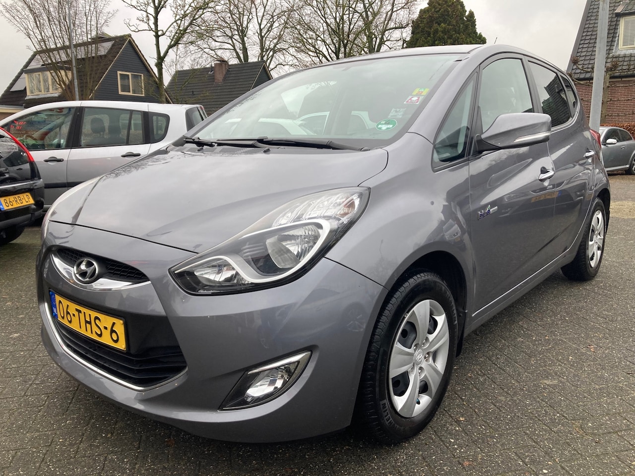 Hyundai ix20 - 1.4i i-Vision 66kW-90pk,Apk 3/2/26,Airco,Cruise,Nap,Elek-pakket,Trekhaak 4999,- - AutoWereld.nl