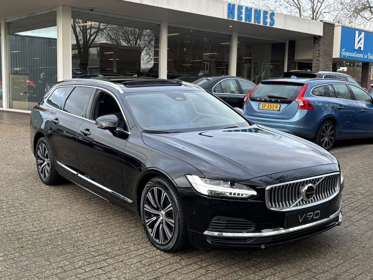 Volvo V90 - T6 Recharge AWD Inscription LONG RANGE Luchtvering 360 Pano - AutoWereld.nl