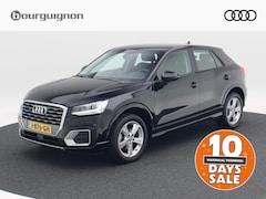 Audi Q2 - 30 TFSi 115 Pk Epic | Full LED | Navi | ECC | Stoelverwarming | Trekhaak | 17 Inch | Parke