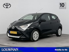 Toyota Aygo - 1.0 VVT-i x-play | Airco | Centrale vergrendeling met afstandsbediening | Apple Carplay/An