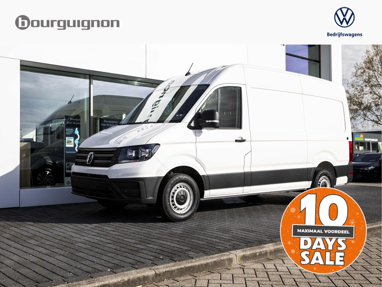 Volkswagen Crafter - Trendline L3 2.0 TDI 140 pk GVW 3.0T | 369734 | Trekhaak | App connect | Navigatie | Achte - AutoWereld.nl