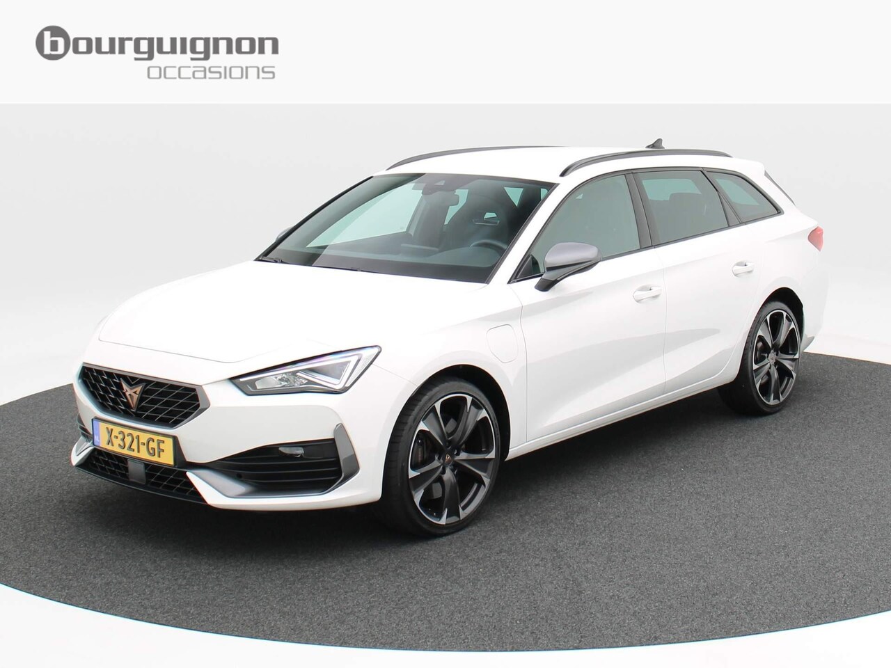 CUPRA Leon Sportstourer - 1.4 e-Hybrid 245 Pk DSG VZ | Full LED | Adapt. Cruise | Carplay | Privacy Glass | ECC | Na - AutoWereld.nl