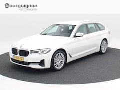 BMW 5-serie Touring - 530e High Executive | Full LED | Head UP | Navi | Camera | Stoelverwarming | Leer | Elektr