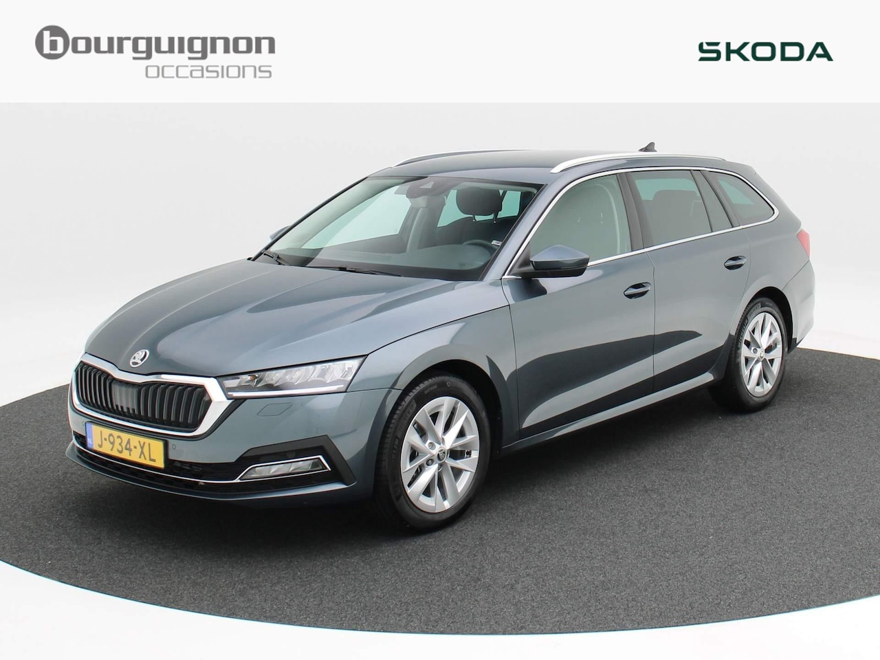 Skoda Octavia Combi - 1.0 TSi 110 Pk Business Edition Plus | Led | 17 Inch | Navi | Privacy Glass | Adapt. Cruis - AutoWereld.nl