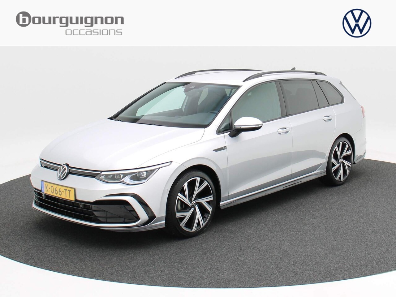 Volkswagen Golf Variant - 1.5 eTSi 150 Pk Automaat R-Line | Full LED | Trekhaak | Navigatie | Adaptive Cruise | 18 I - AutoWereld.nl