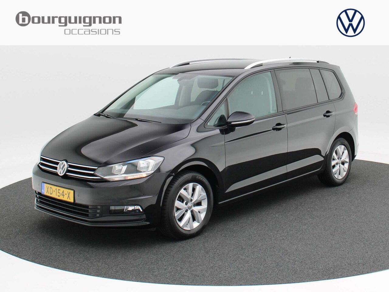 Volkswagen Touran - 1.5 TSi 150 Pk Automaat Comfortline Business 7-Persoons | Navigatie | Camera | Adapt. Crui - AutoWereld.nl